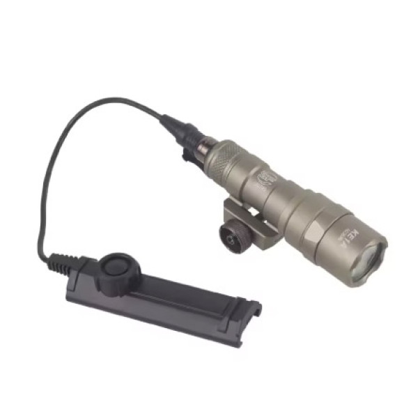 Тактичний ліхтар v300 - dark earth dual switch [WADSN]